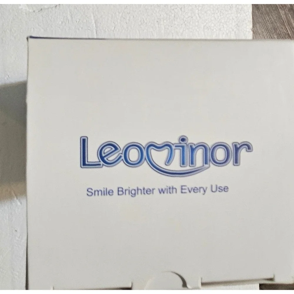 Leominor Cordless Water Flosser Portable Oral Irrigator‎ IPX7 Waterproof Black